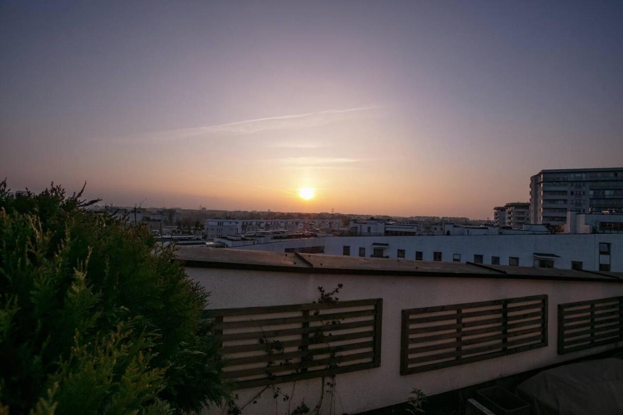 Dwupoziomowy, Rodzinny Apartament. Ochrona, Garaz. Varşova Dış mekan fotoğraf