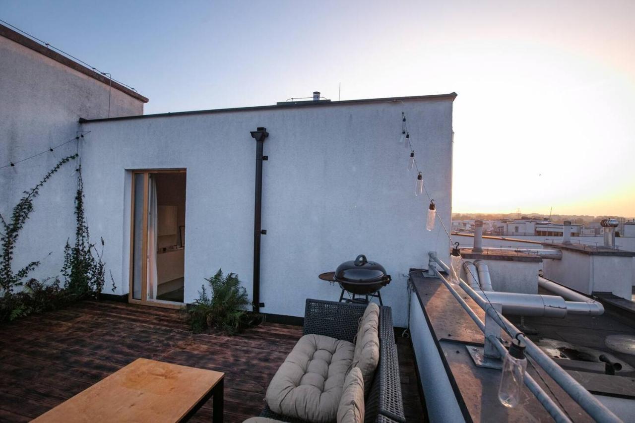 Dwupoziomowy, Rodzinny Apartament. Ochrona, Garaz. Varşova Dış mekan fotoğraf